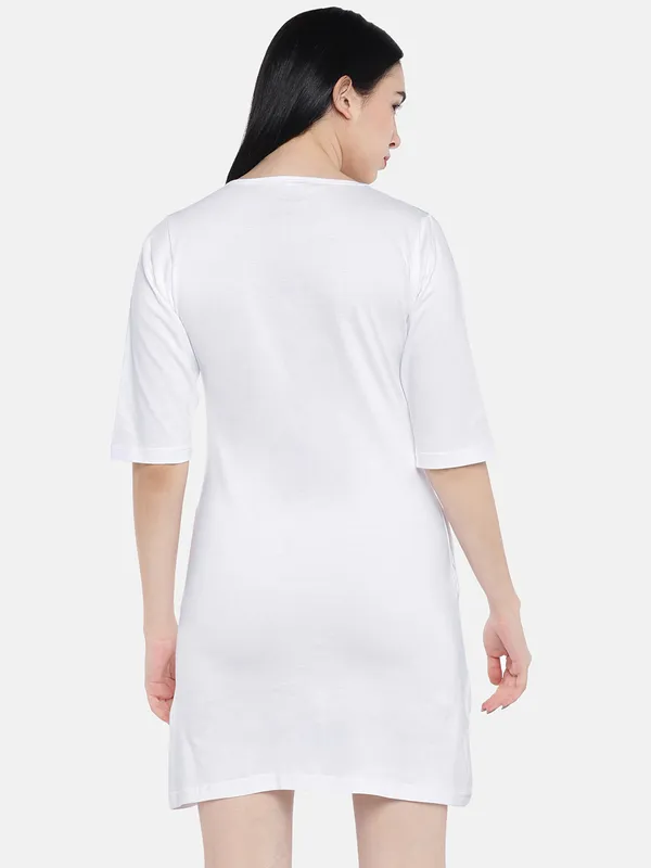 Long_Tshirt_Dress_For_Women_And_Girls_With_Side_Pockets