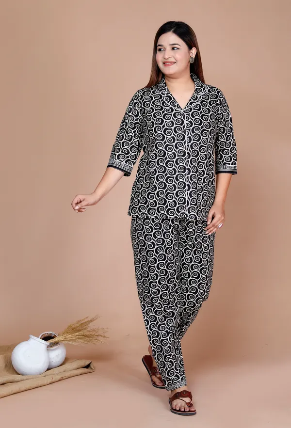 Women's_Cotton_Night_Suits_for_Women_|_Short_Sleeve_Floral_Printed_Payjama_Set_(Black)