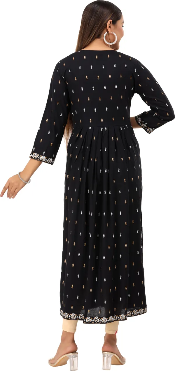 Black_Printed_Frontslit_Kurta_For_Women