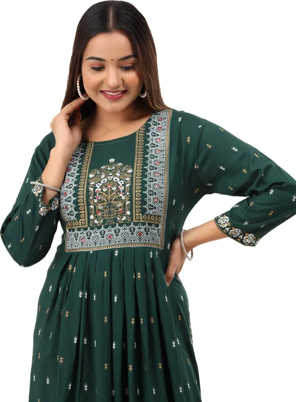 Green_Printed_Frontslit_Kurta_For_Women