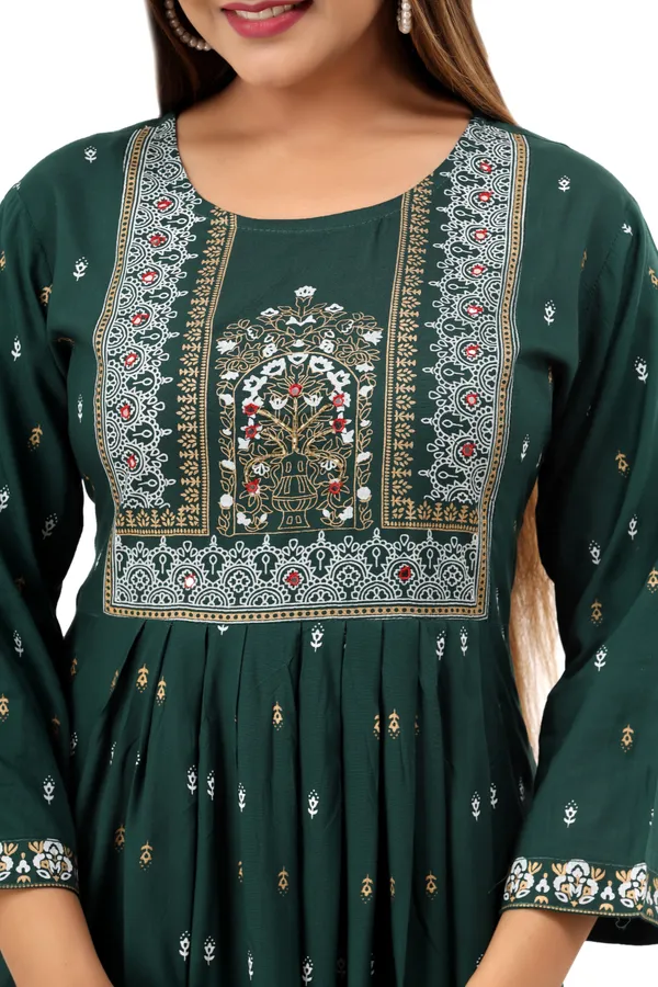 Green_Printed_Frontslit_Kurta_For_Women