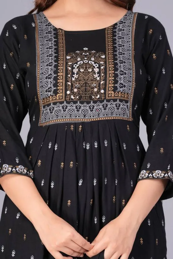 Black_Kurta_Pant_Dupatta_Set_For_Women