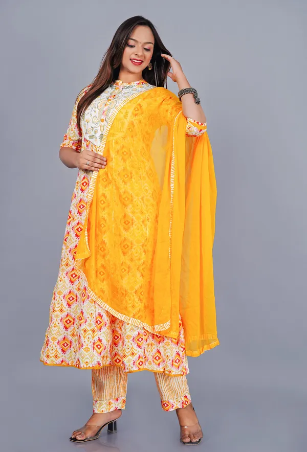 Yellow_&_White_Kurta_Pant_Dupatta_Set_For_Women