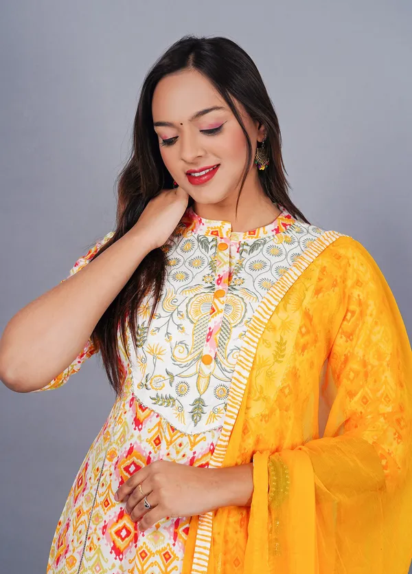 Yellow_&_White_Kurta_Pant_Dupatta_Set_For_Women