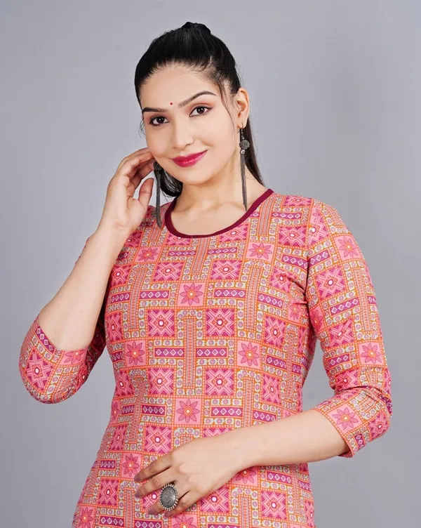 Pink_Printed_Kurta_Pant_Set_For_Women