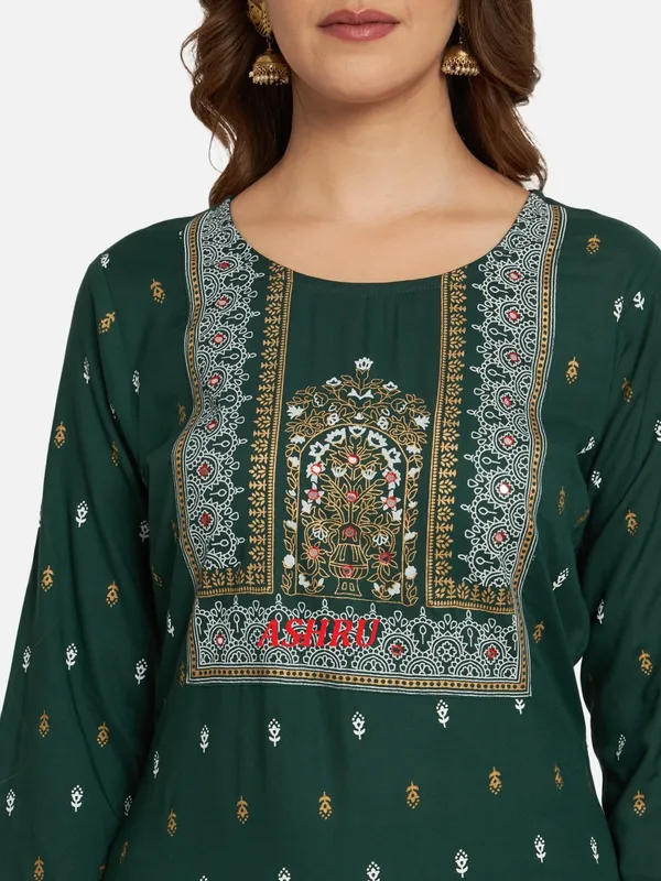 Green_Kurta_Pant_Dupatta_Set_For_Women