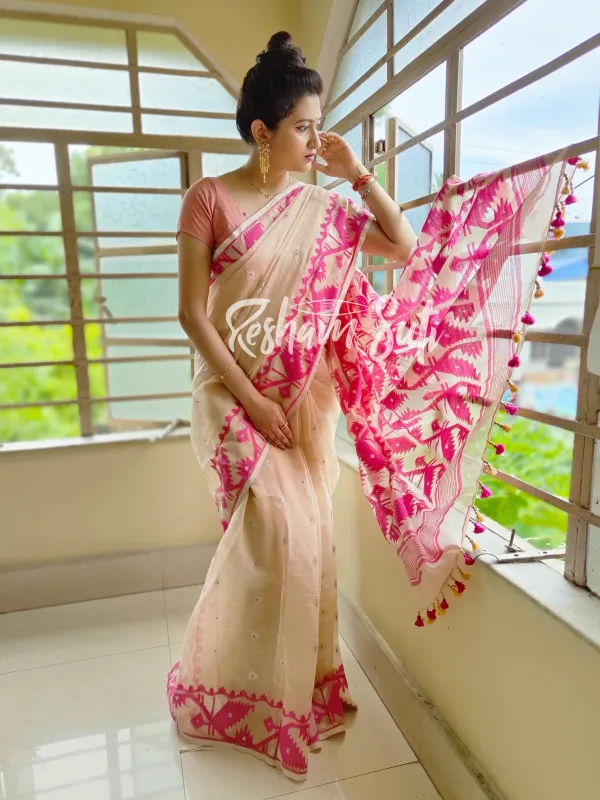 Beige_with_Pink_Border_&_Pink_Pallu_Resham_Cotton_Jamdani_Saree-Pink_Squirrel