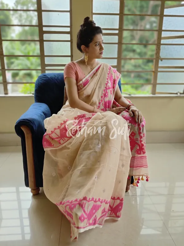 Beige_with_Pink_Border_&_Pink_Pallu_Resham_Cotton_Jamdani_Saree-Pink_Squirrel
