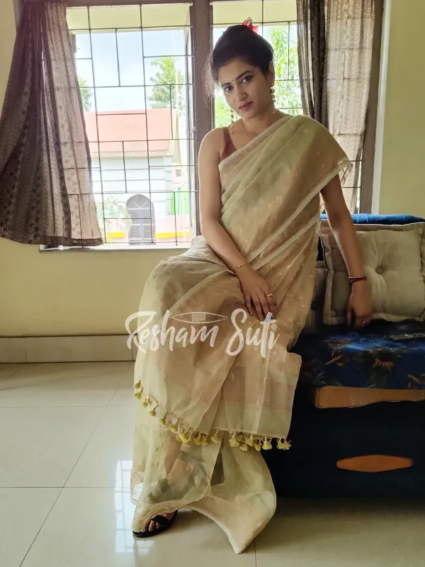 Sage_Green_&_Copper_Resham_Cotton_Jamdani_Saree-Ultimate_Junebug
