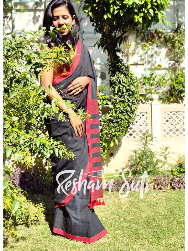 Black_Red_Modal_Cotton_Saree-Caribbean_Nights