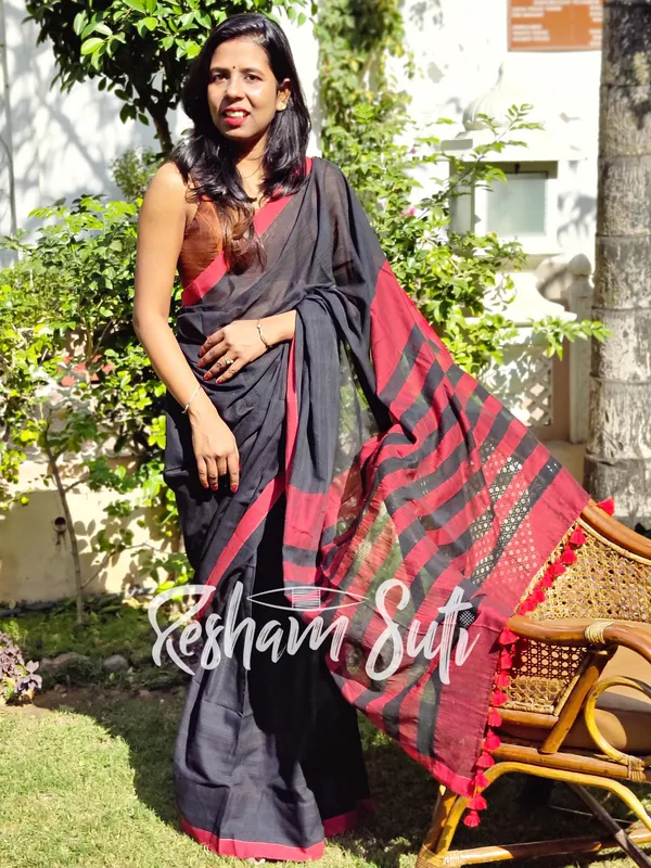 Black_Red_Modal_Cotton_Saree-Caribbean_Nights