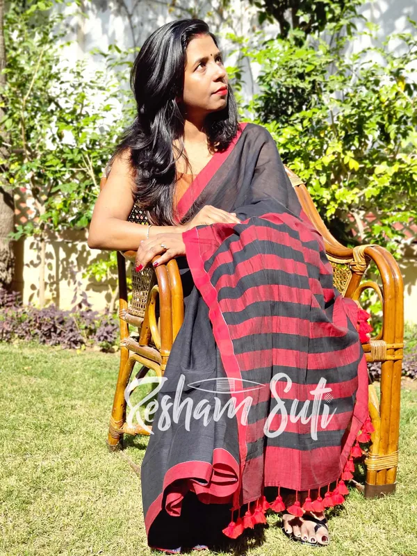 Black_Red_Modal_Cotton_Saree-Caribbean_Nights
