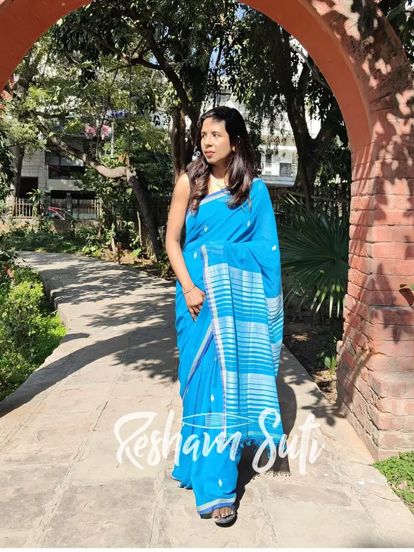 Aqua_Blue_&_White_Handwoven_Cotton_Jamdani_Saree-Aasman_Ke_Pare