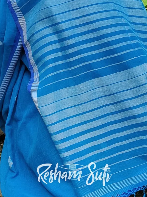 Aqua_Blue_&_White_Handwoven_Cotton_Jamdani_Saree-Aasman_Ke_Pare