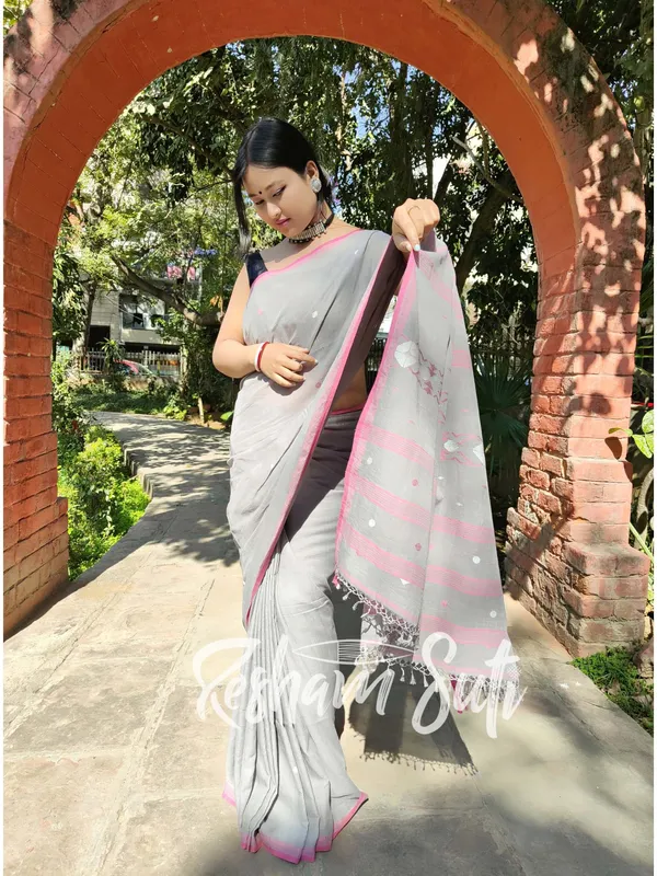 Grey_&_Pink_Handwoven_Cotton_Jamdani_Saree-Mitti_Ke_Phool