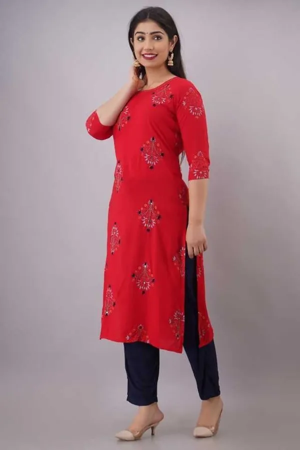 Stylish_&_Elegant___Women_Kurti_Pant_Set