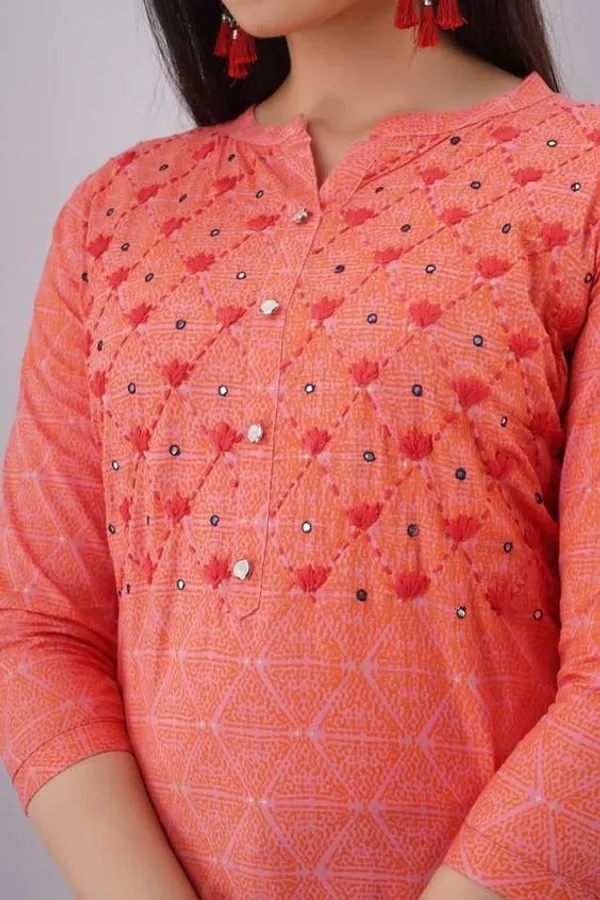 Stylish_&_Elegant___Women_Kurti_Pant_Set