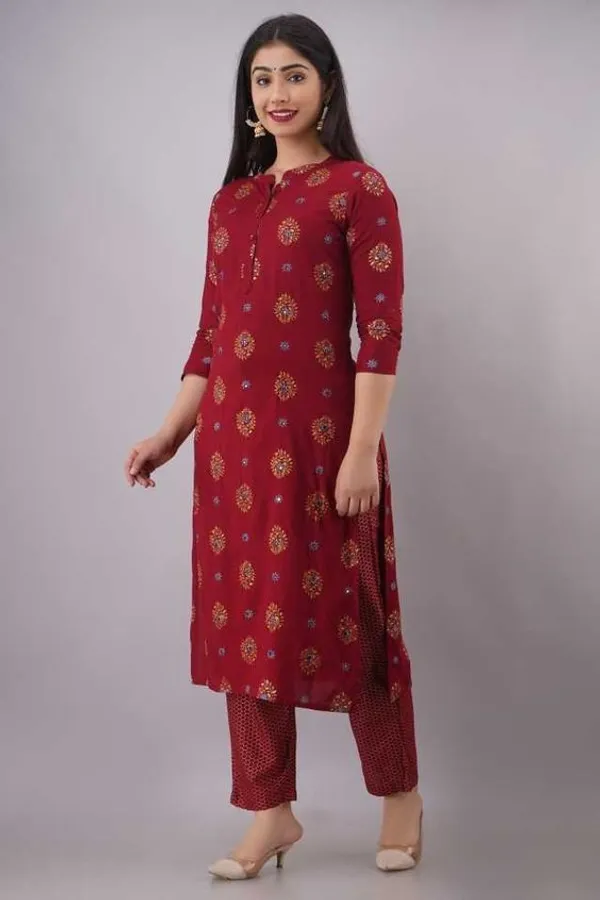 Stylish_&_Elegant_Women_Kurti_Pant_Set