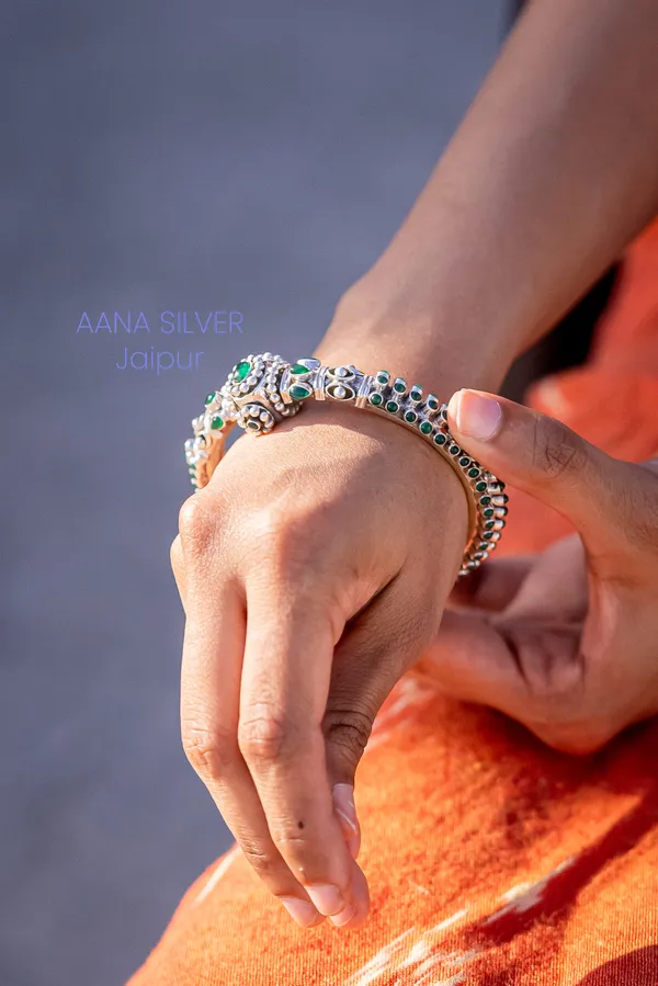 925_Pure_Sterling_Silver_|_Aabharan_Emerald_Jadau_Kada_|_Well_Stamped_&_Hallmarked