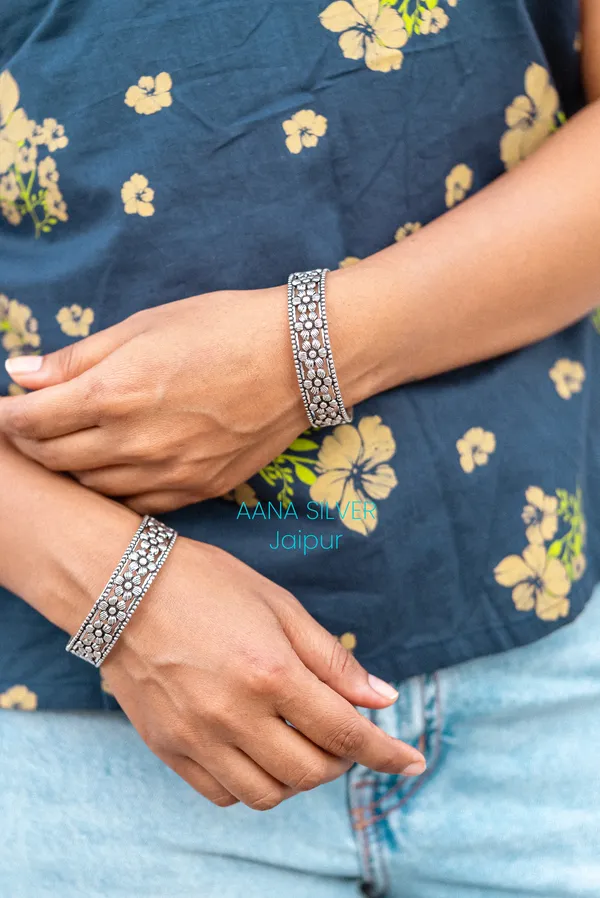 925_Pure_Sterling_Silver_|_Aabharan_Flower_Detailed_Bangles_|_Well_Stamped_&_Hallmarked