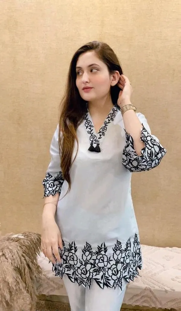 White_Viscose_Rayon_Embroidered_Kurta_And_Pant_Set_For_Women
