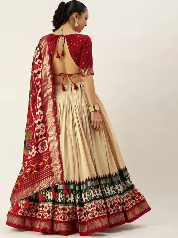 White_Premium_&_Elegant_Dola_Silk_Lehenga_Choli_For_Women