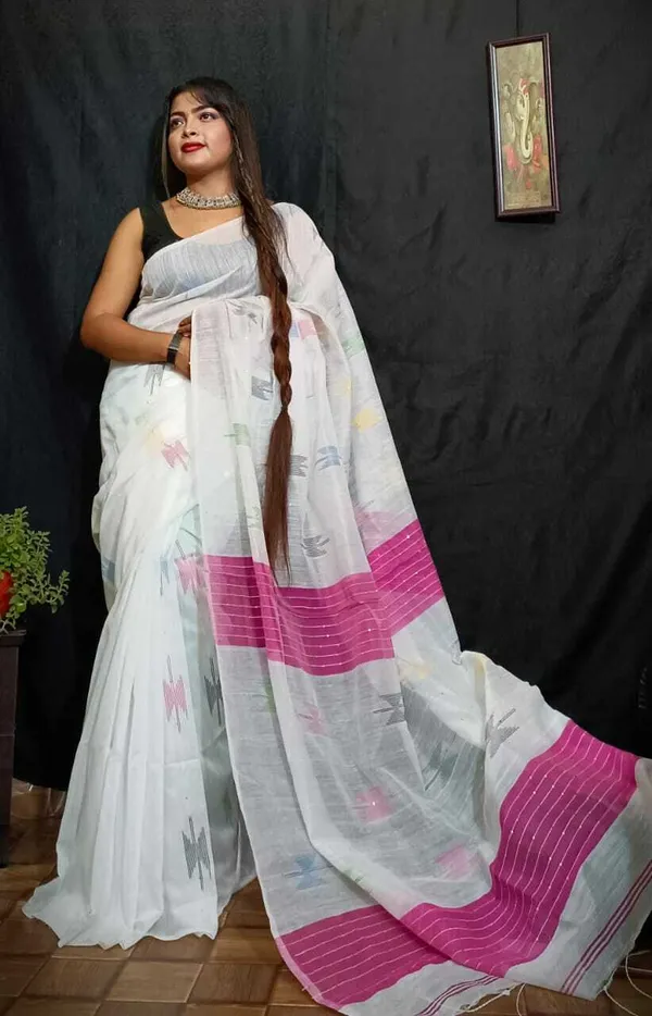 White_Self_Design_Ikat_Cotton_Silk_Saree