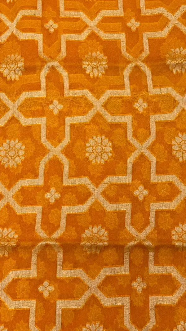 Humairah_Presents_Pure_Handloom_Yellow_Chiffon_Floral_Mina_Zari_Booti_with_Copper_Zari_Border_and_Pallu_and_Mustard_Yellow_Blouse