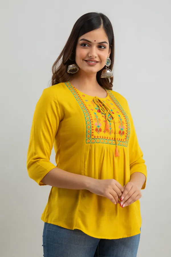 Yellow_Women'S_Rayon_Embroidered_Regular_Fit_Top