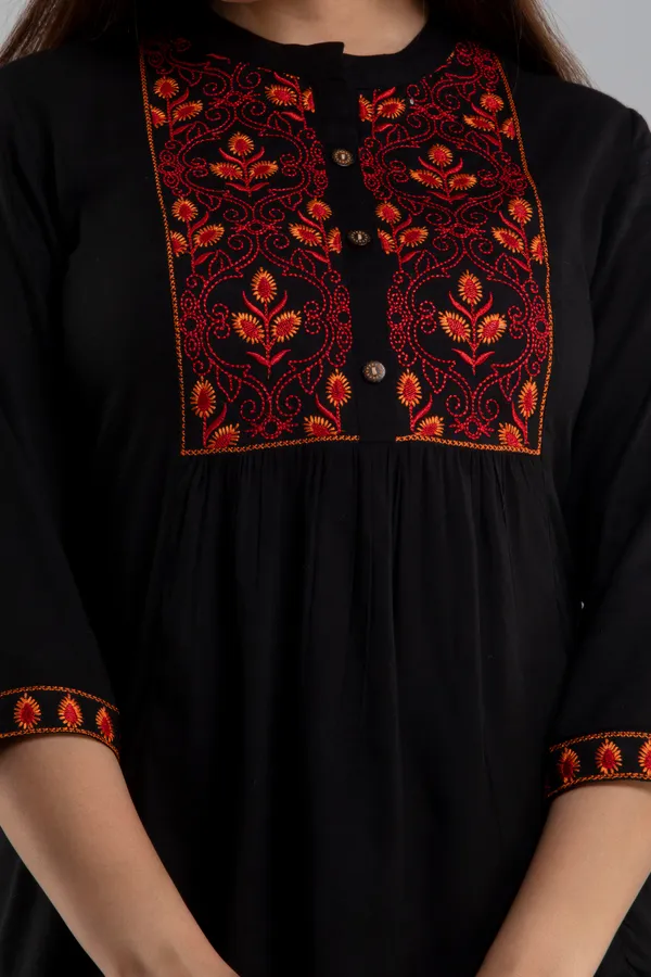 Black_Rayon_Tunics_for_Women