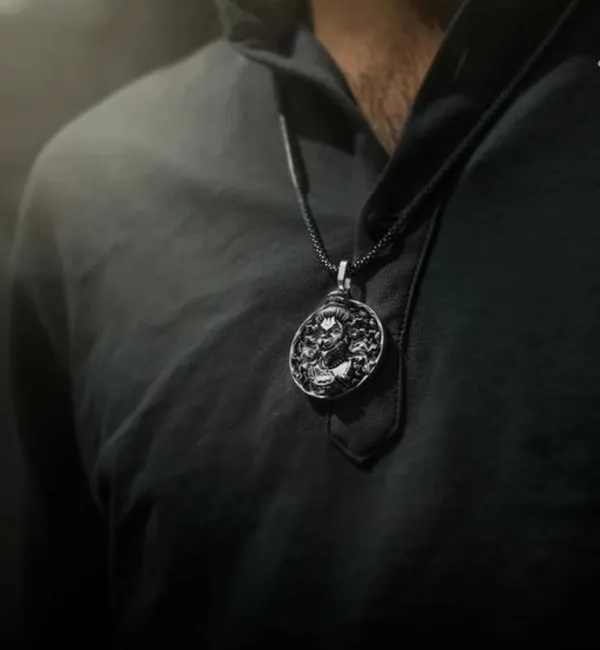 Silver_Plated_Hanuman_Pendant_&_Chain_For_Men_&_Women