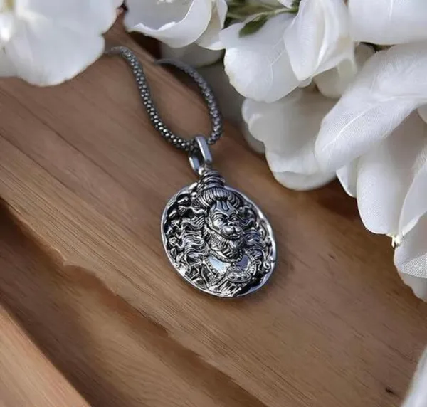 Silver_Plated_Hanuman_Pendant_&_Chain_For_Men_&_Women