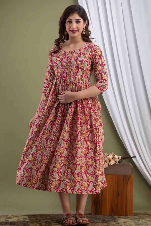 Small_Carry__Cotton_Printed_Maternity_And_Feeding_Kurti_Combo_Of_2