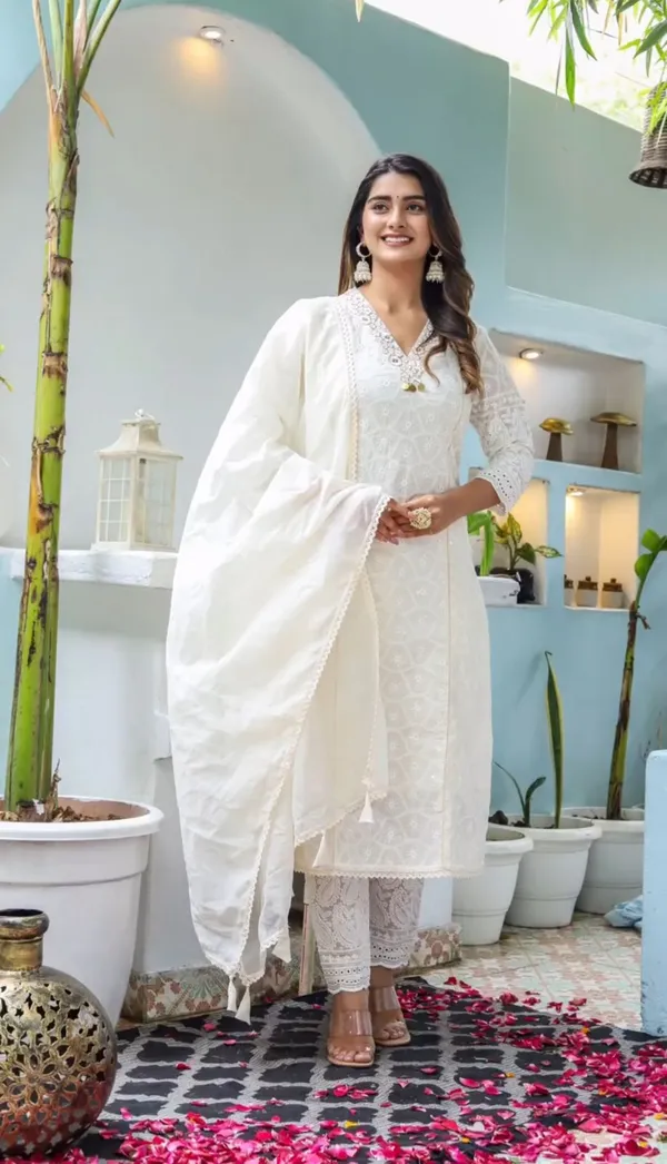 Fabindia kurti Fabindia White New Smarty Look Chikankari Kurti For