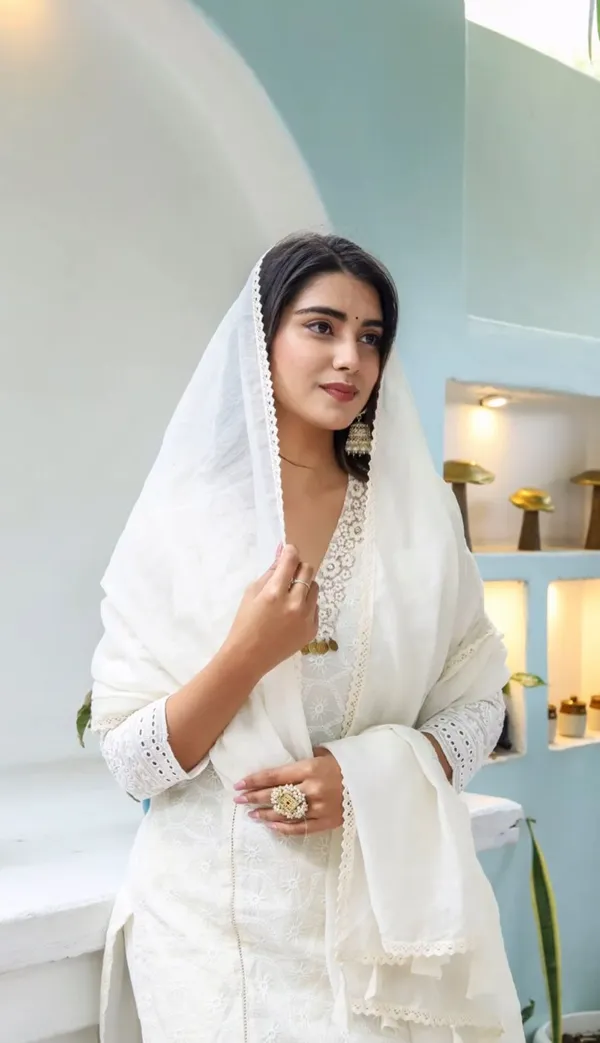 White_Cotton_V_Neck_Chikankari_Kurta_Set_For_Women