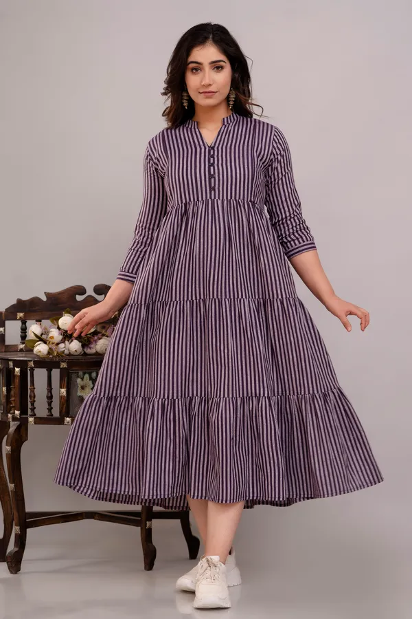 white christmas dresses Pink Cotton Geometric Gathered Maternity Dress