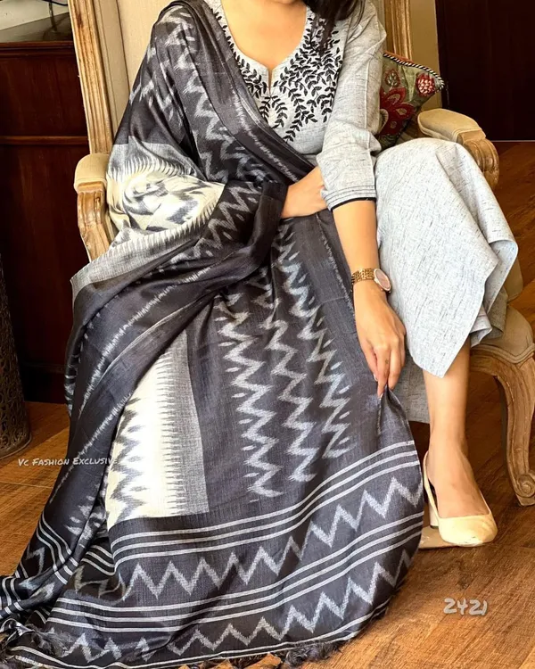Grey_Handloom_Cotton_Salwar_Kurta_Dupatta_For_Women