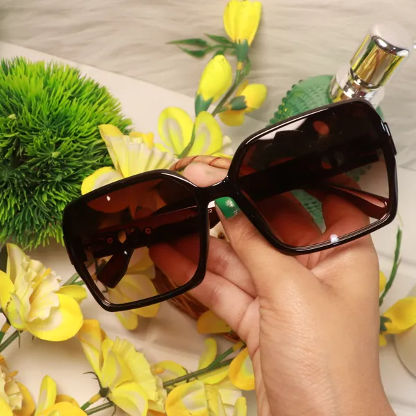 Multicolour_Plastic_Frame_And_Uv_Protection_Lens_Casual_Sunglasses_For_Women_(Buy_1_Get_1_Free)