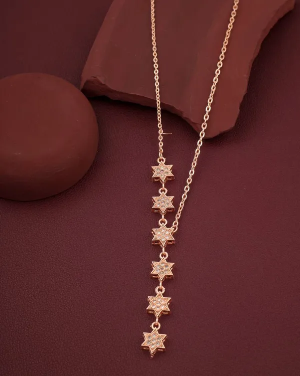 Stylish_Rose_Gold_Plated_Pendant_Chain_For_Womens