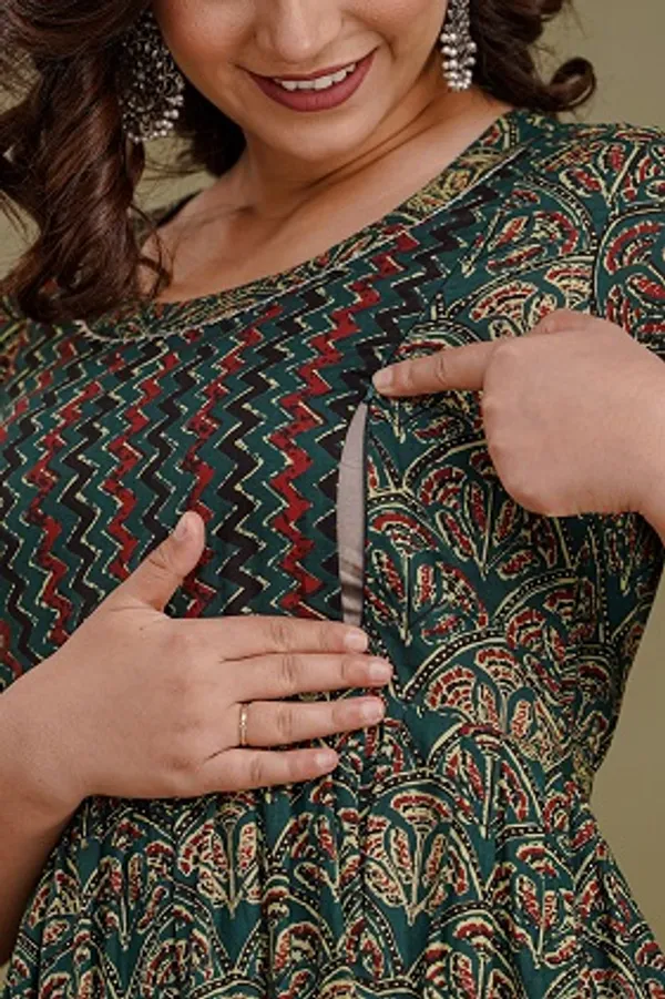 Surili_Cotton_Printed_Maternity_And_Feeding_Kurti_Combo_Of_2