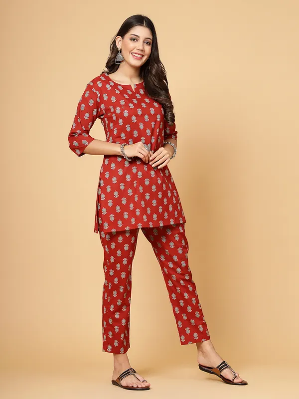 Maroon_Cotton_Printed_Night_Suit_Top_and_Pyjama_Set