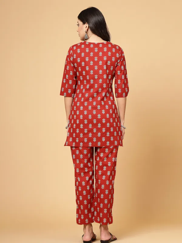 Maroon_Cotton_Printed_Night_Suit_Top_and_Pyjama_Set