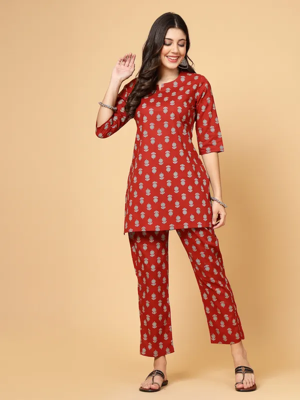 Maroon_Cotton_Printed_Night_Suit_Top_and_Pyjama_Set