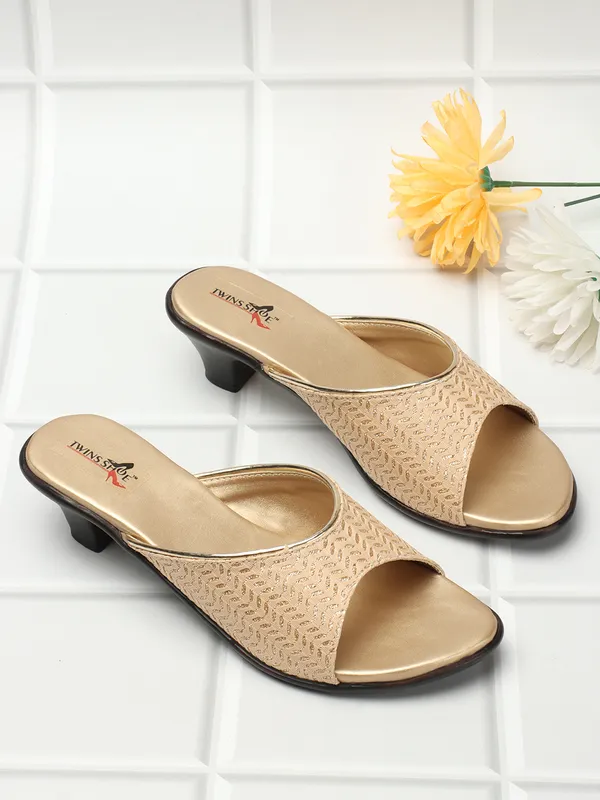 Casual_Partywear_Block_Heels_(Gold)