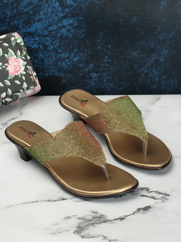 Trendy_Block_Heels_(Antique)