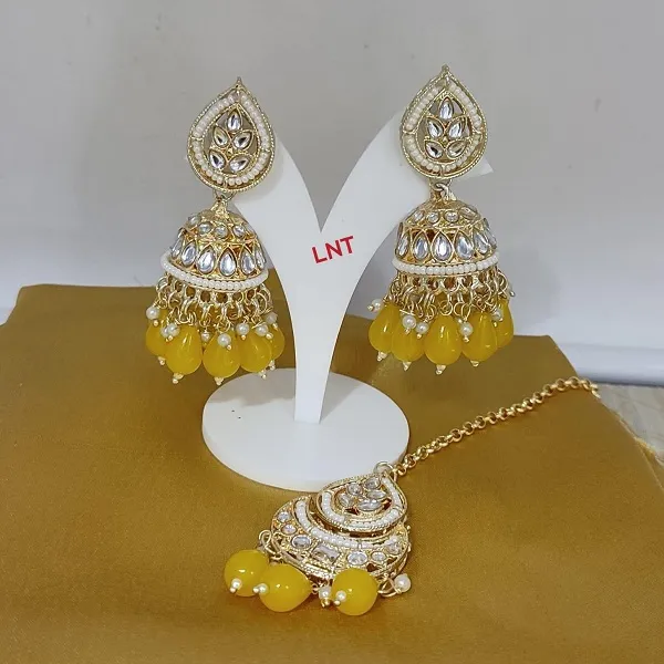 Ethnic_Yellow_Pearls_Jhumki_Earring_With_Mang_Tikka_For_Women_And_Girls.