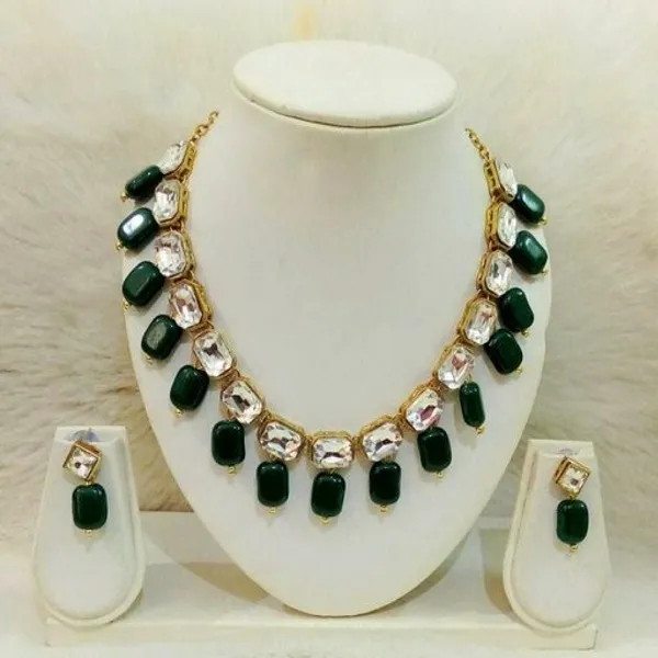 https://d1311wbk6unapo.cloudfront.net/NushopCatalogue/tr:f-webp,w-600,fo-auto/TRADITIONAL_TRENDY_NEW_DESIGN_KUNDAN_NECKLACE_SET_FOR_WOMEN._ETOAN7ATAV_2022-08-29_1.jpeg__Padmawati Bangles   Private Limited