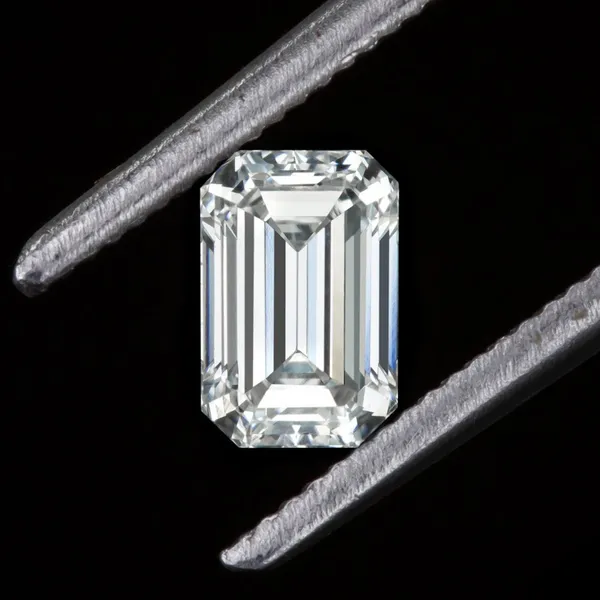 7.25_Ratti_White_Sapphire_Natural_Loose_Gemstone