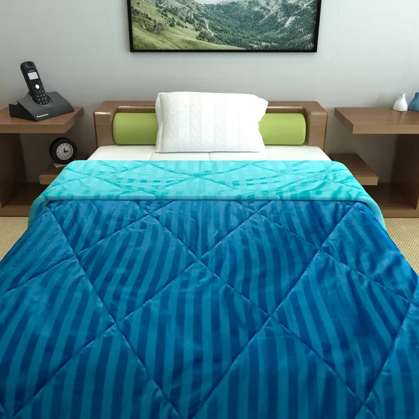 Solid_Single_Comforter_for_Mild_Winter_(Microfiber,_Navy_Blue_and_Sky_Blue)