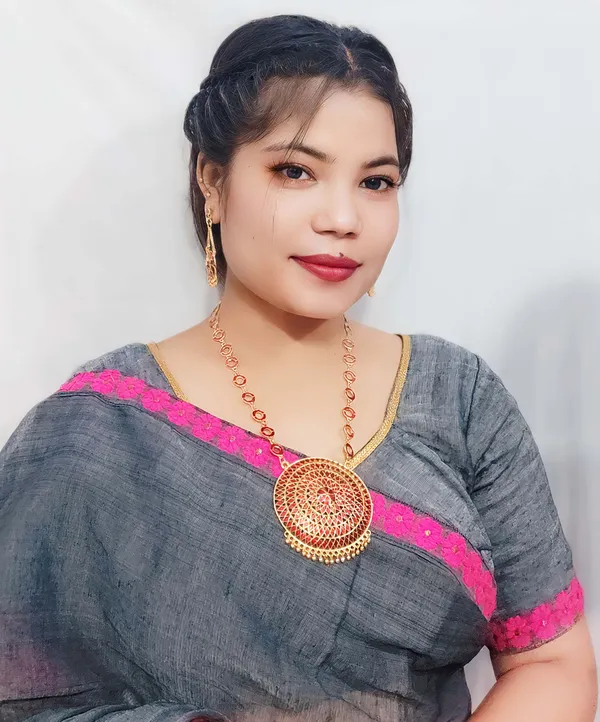 Assamese_Traditional_Gold_Plated_Red_Colour_Japi_Chain_Jewellery_Set_For_Women